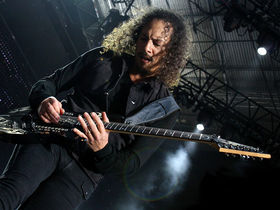 Play lead guitar like Metallica's Kirk Hammett